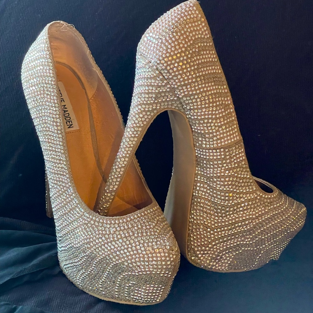 Very bling